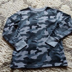 Boys size 7/8 long sleeve shirt